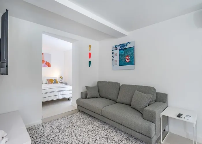Giovannina N2 Apartament *